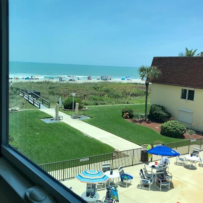 Condo By The Sea! Cocoa Beach Bagian luar foto