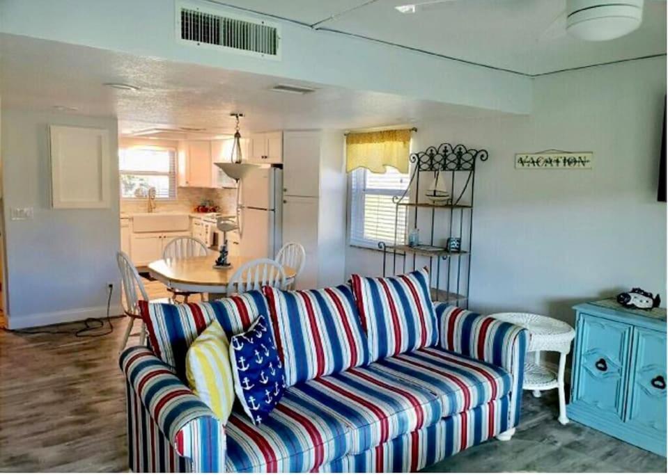 Condo By The Sea! Cocoa Beach Bagian luar foto