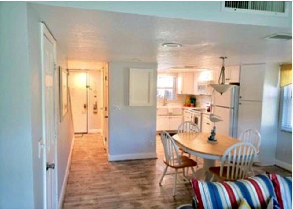 Condo By The Sea! Cocoa Beach Bagian luar foto